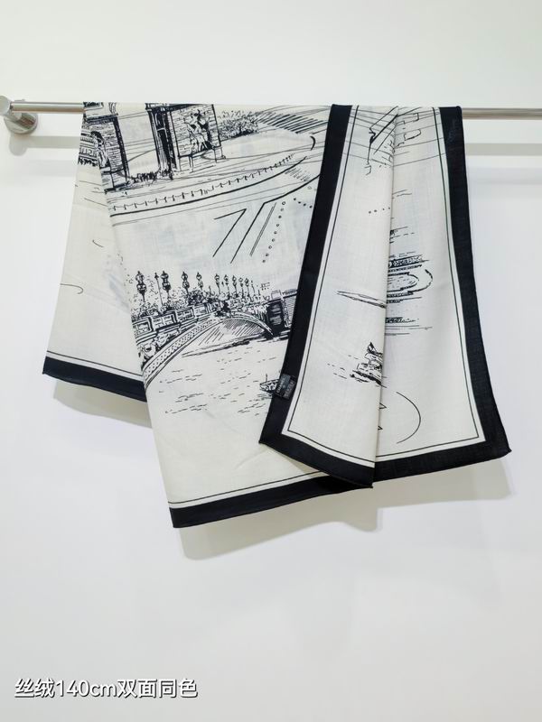 Chanel Scarf 140X140cm 70%羊绒30%真丝 E29 (2)