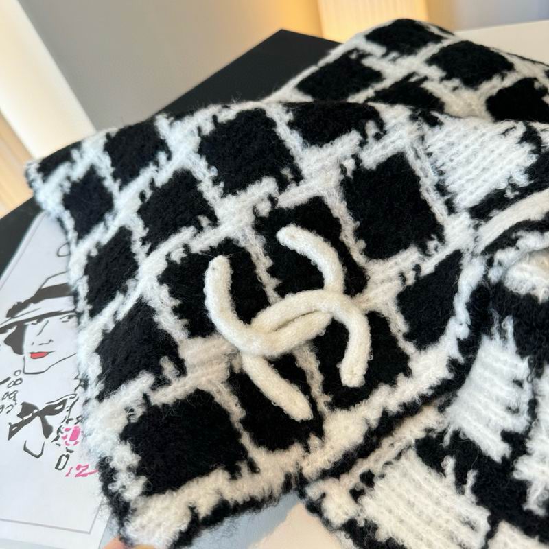 Chanel Scarf 30X180cm E20 (2)