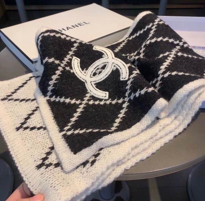 Chanel Scarf 32X180cm E24 (6)