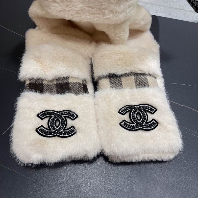 Chanel Scarf Hat (185)