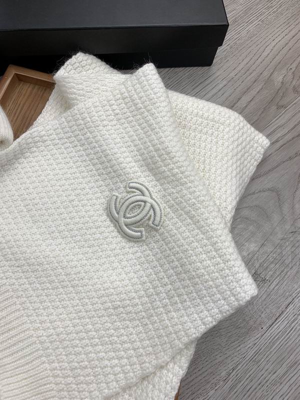 Chanel Scarf Hat E (929)