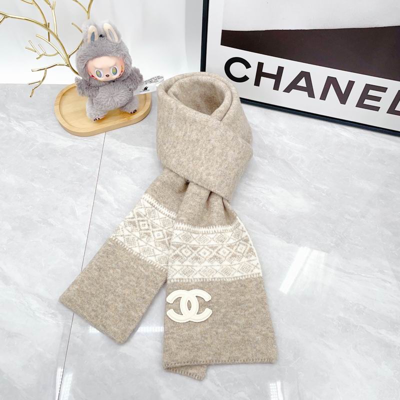 Chanel Scarf Hat Gloves dx (100)