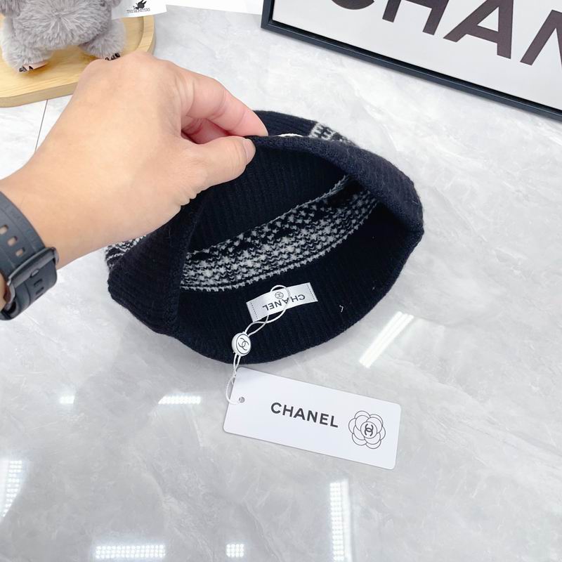 Chanel Scarf Hat Gloves dx (107)