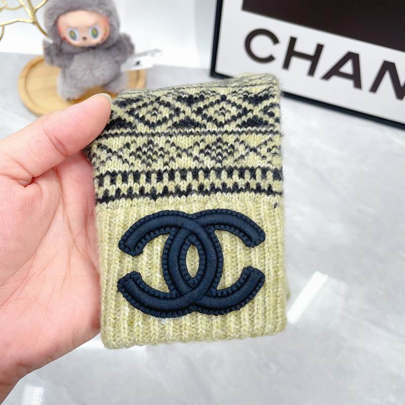 Chanel Scarf Hat Gloves dx (123)