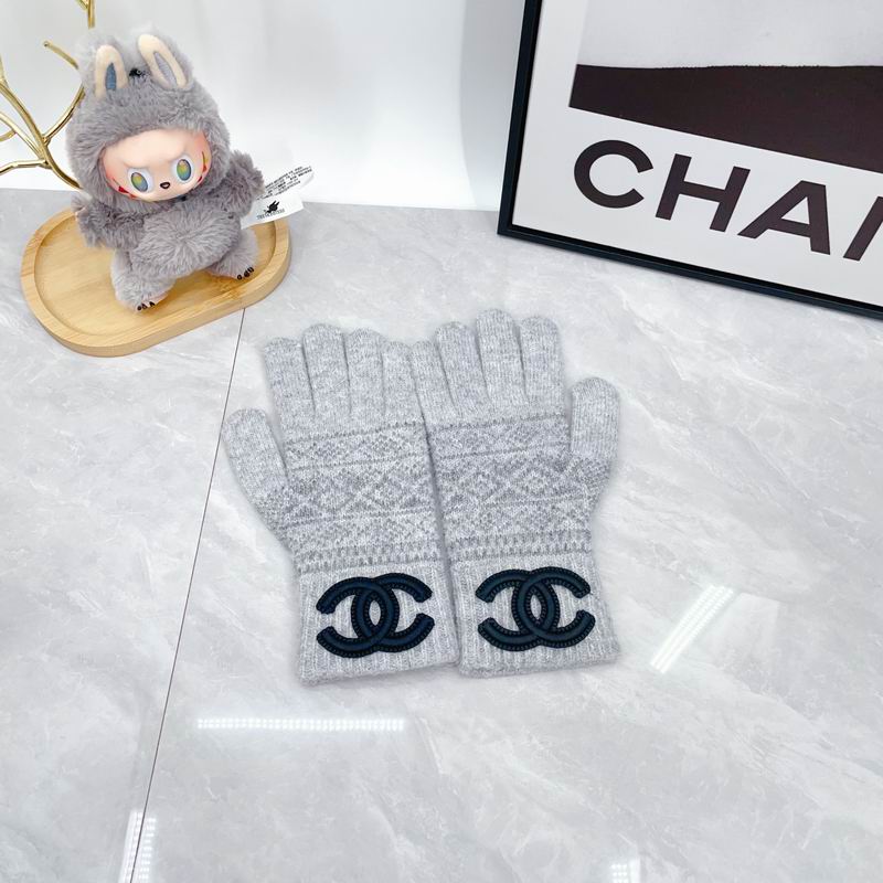 Chanel Scarf Hat Gloves dx (133)
