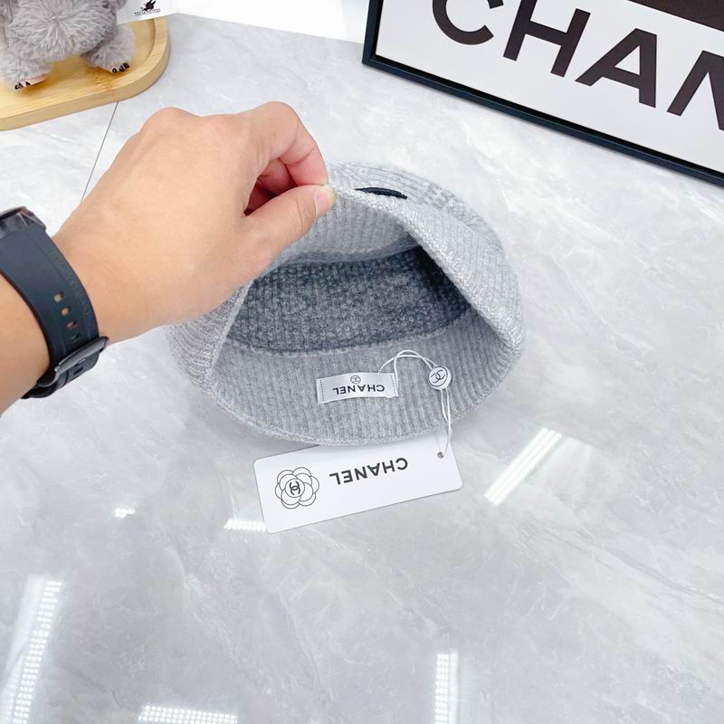 Chanel Scarf Hat Gloves dx (134)