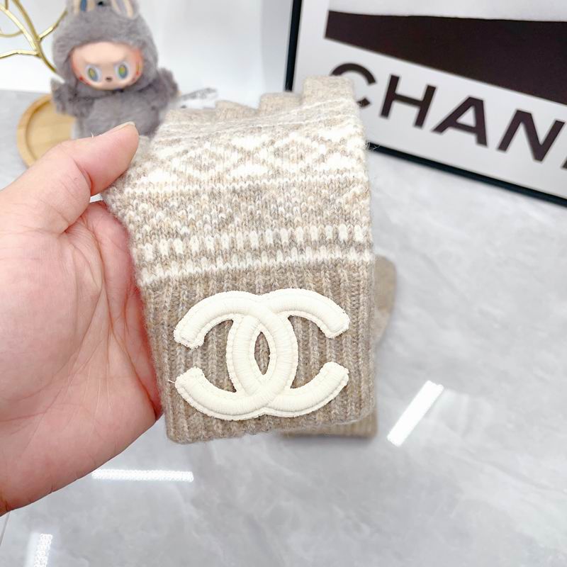 Chanel Scarf Hat Gloves dx (96)