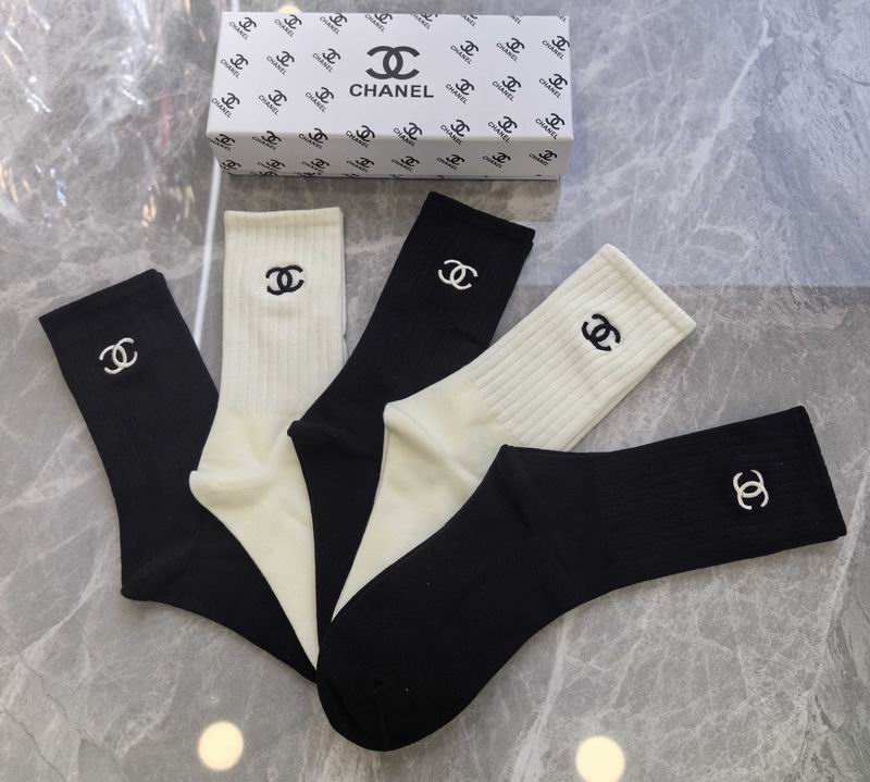 Chanel Socks (3)