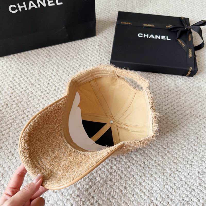 Chanel cap (1042)