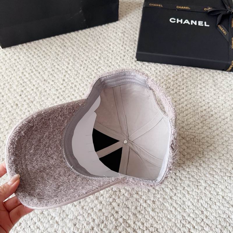 Chanel cap (1067)