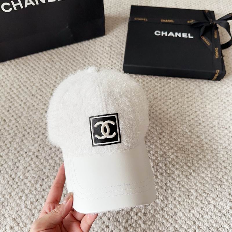 Chanel cap (1079)
