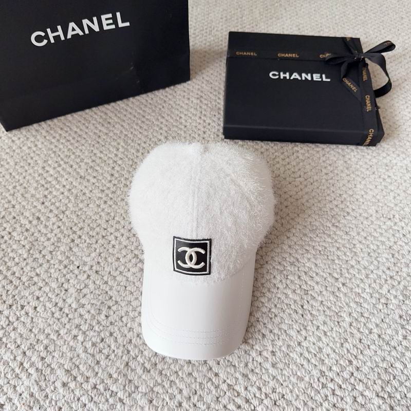 Chanel cap (1083)