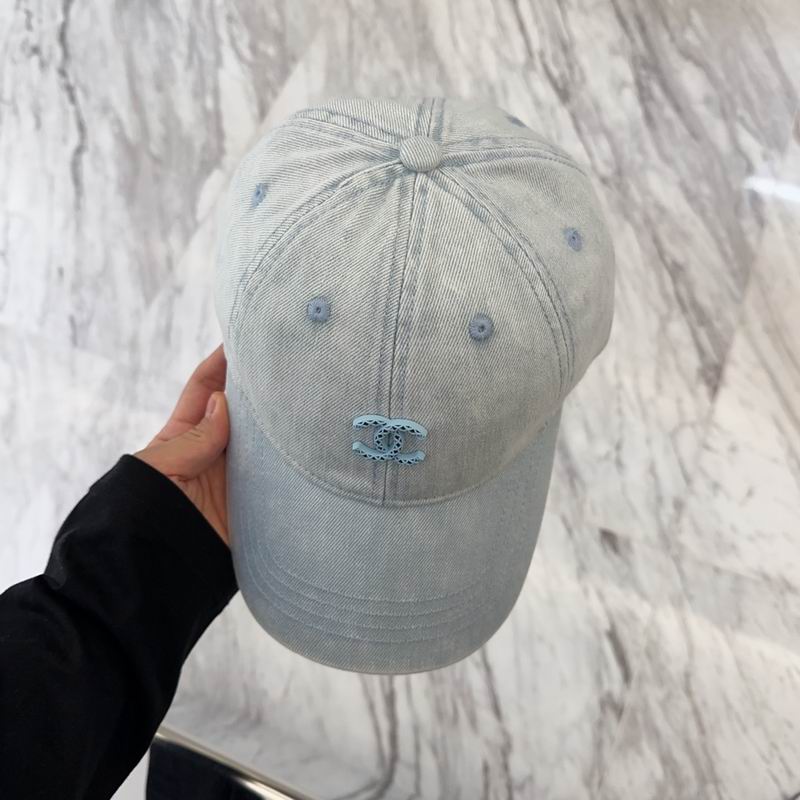Chanel cap (1133)