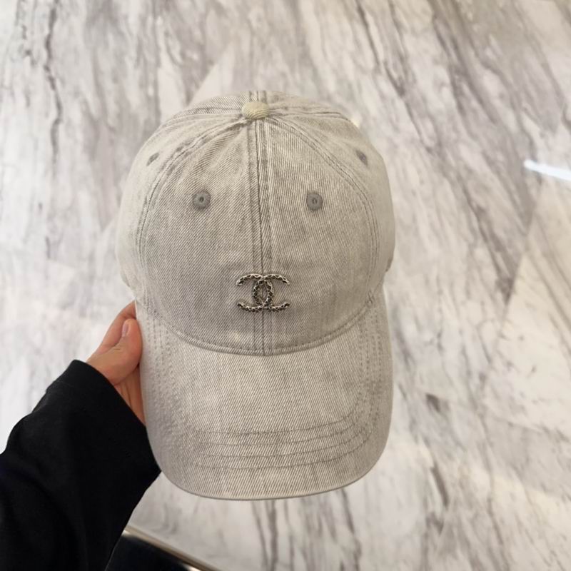 Chanel cap (1146)