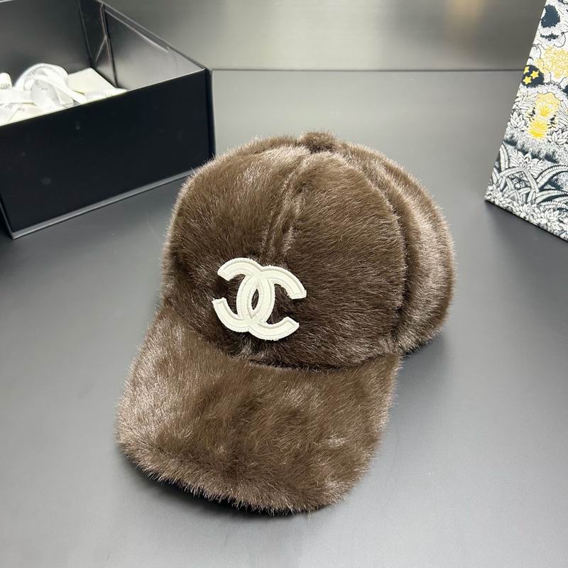 Chanel cap (365)