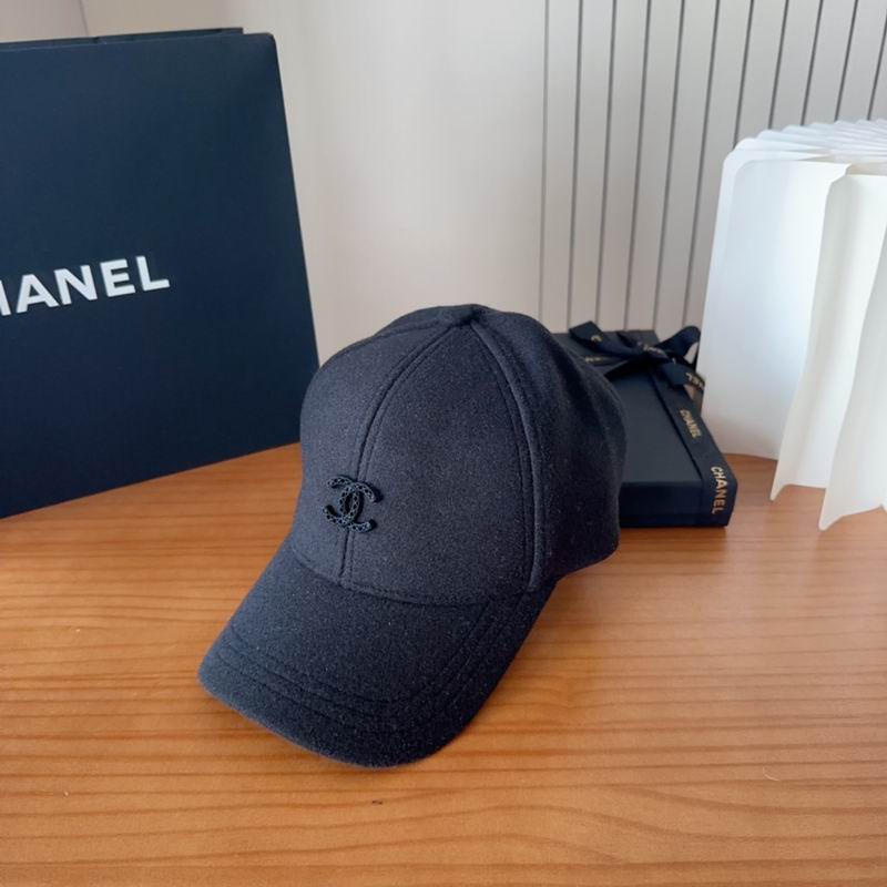 Chanel cap (412)