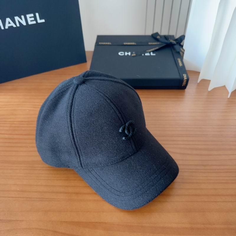 Chanel cap (413)
