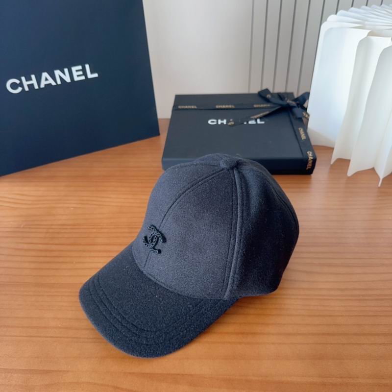 Chanel cap (416)