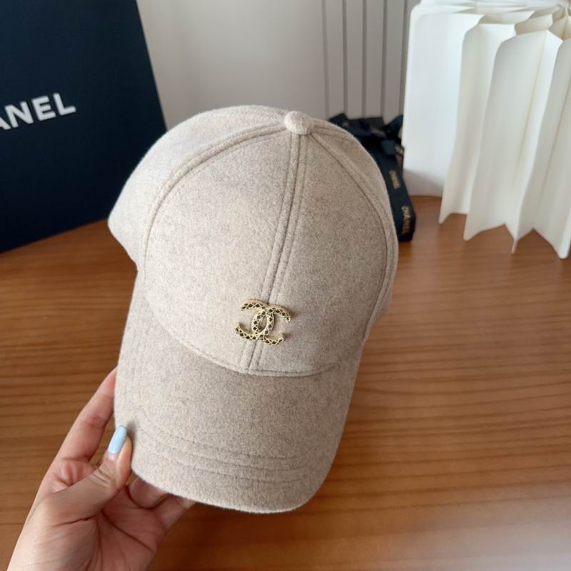 Chanel cap (421)