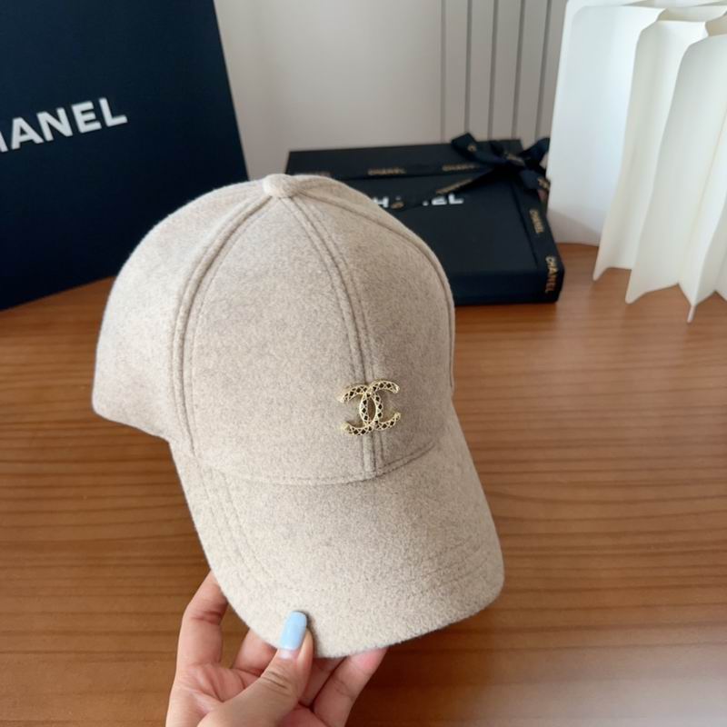Chanel cap (422)