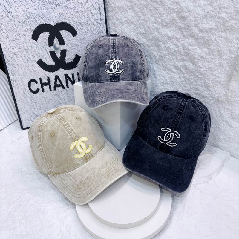 Chanel cap (484)