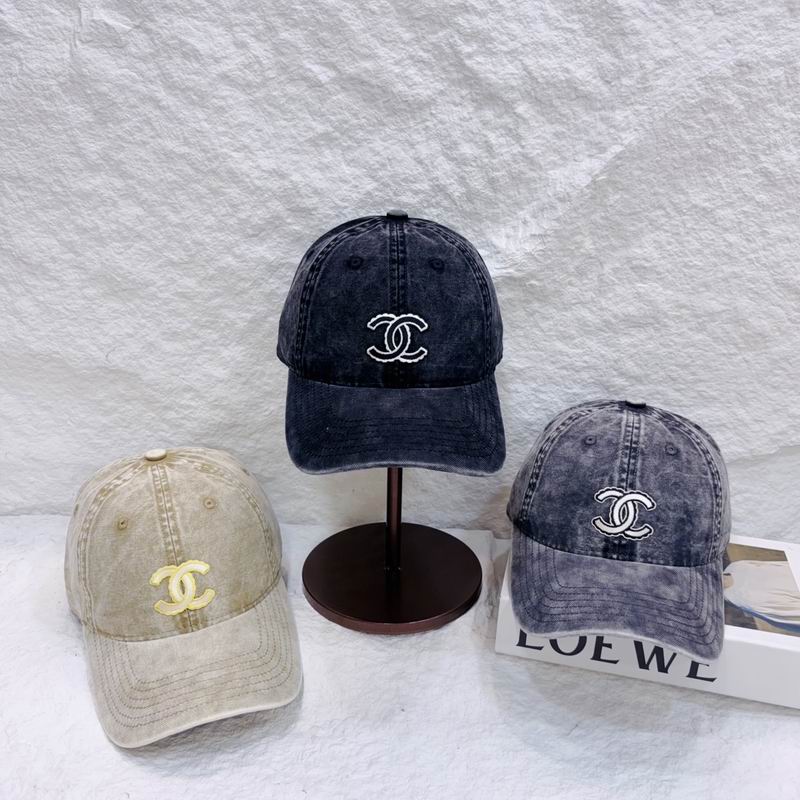 Chanel cap (485)