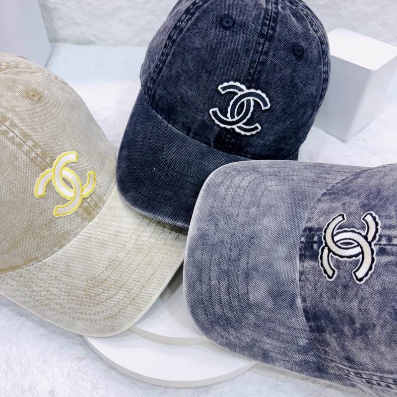 Chanel cap (486)