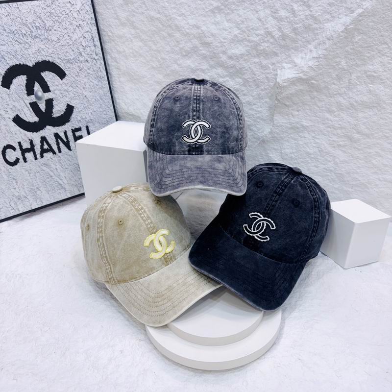 Chanel cap (488)