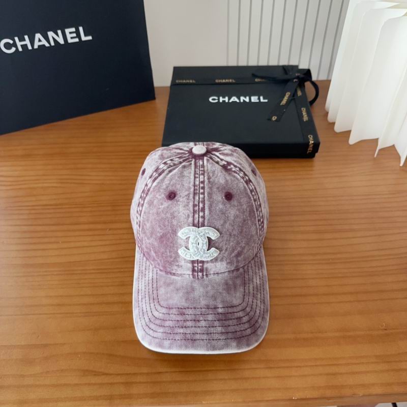 Chanel cap (552)