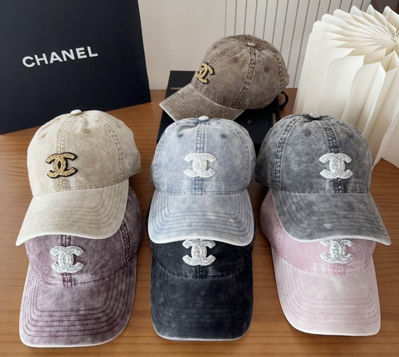 Chanel cap (553)
