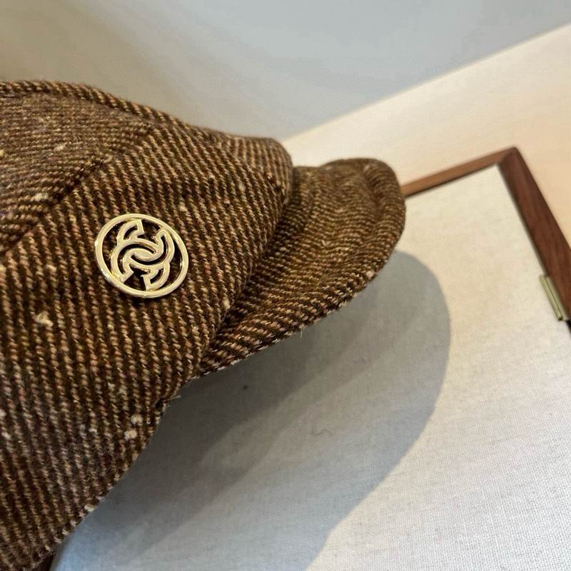 Chanel cap (60)