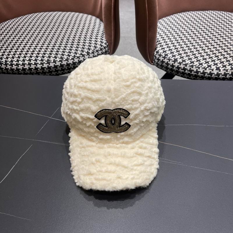 Chanel cap (60)