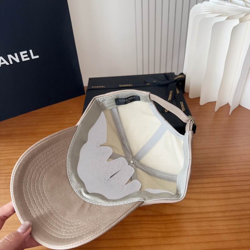 Chanel cap (641)