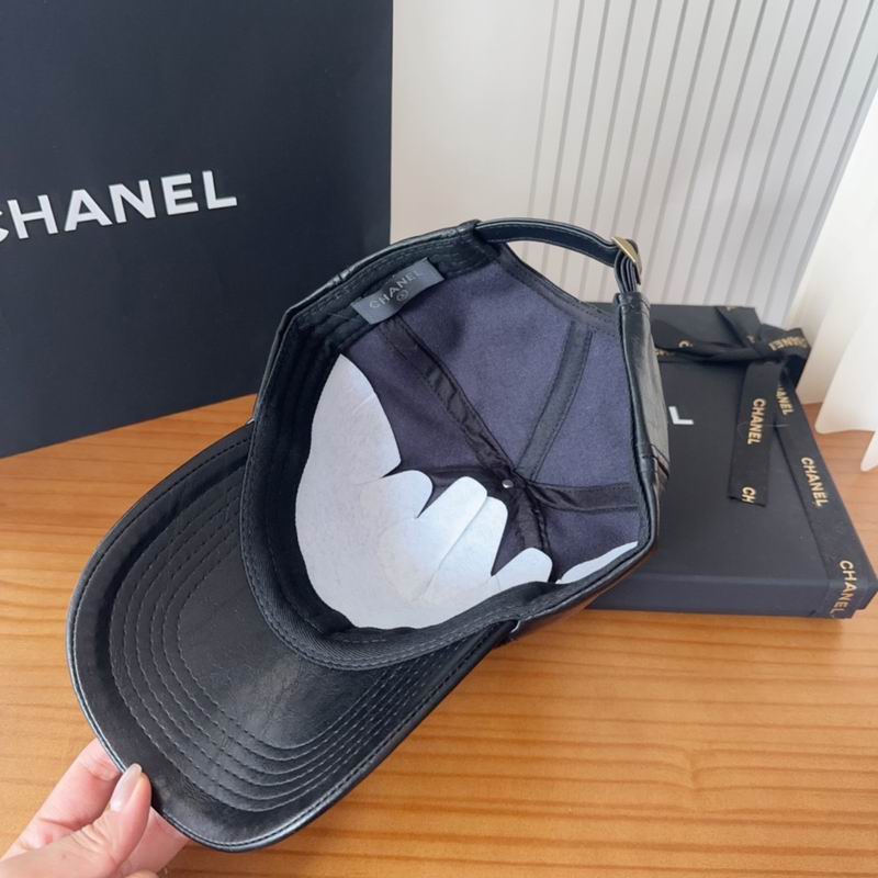Chanel cap (676)
