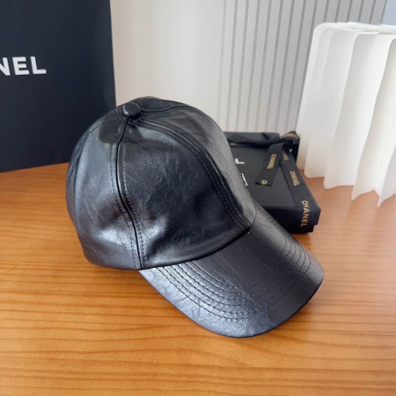 Chanel cap (679)