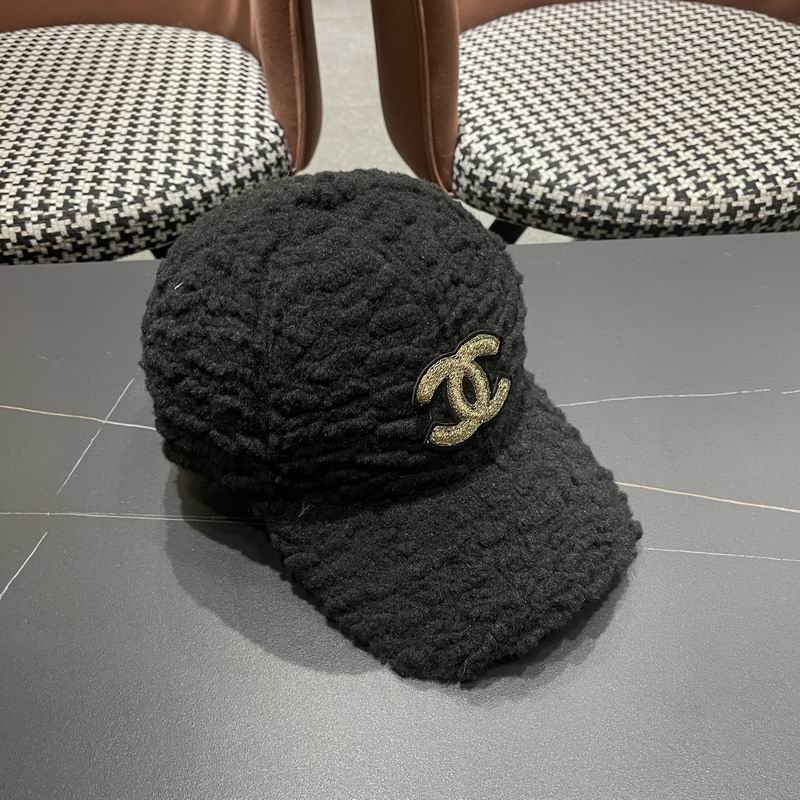 Chanel cap (70)