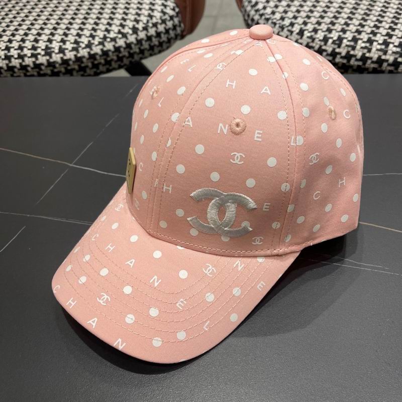Chanel cap (724)