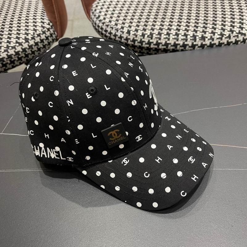 Chanel cap (734)