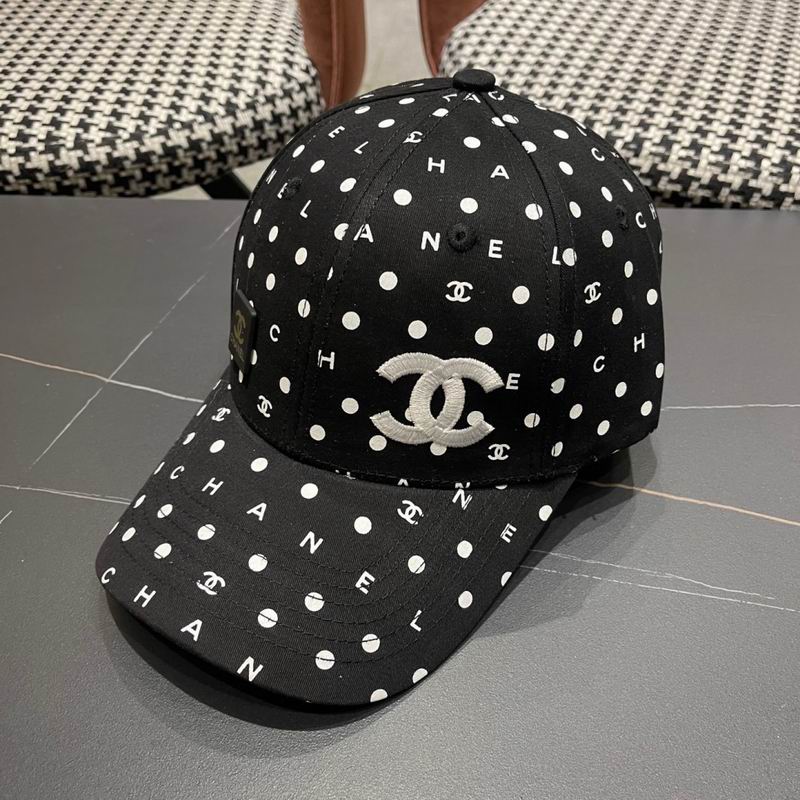 Chanel cap (735)