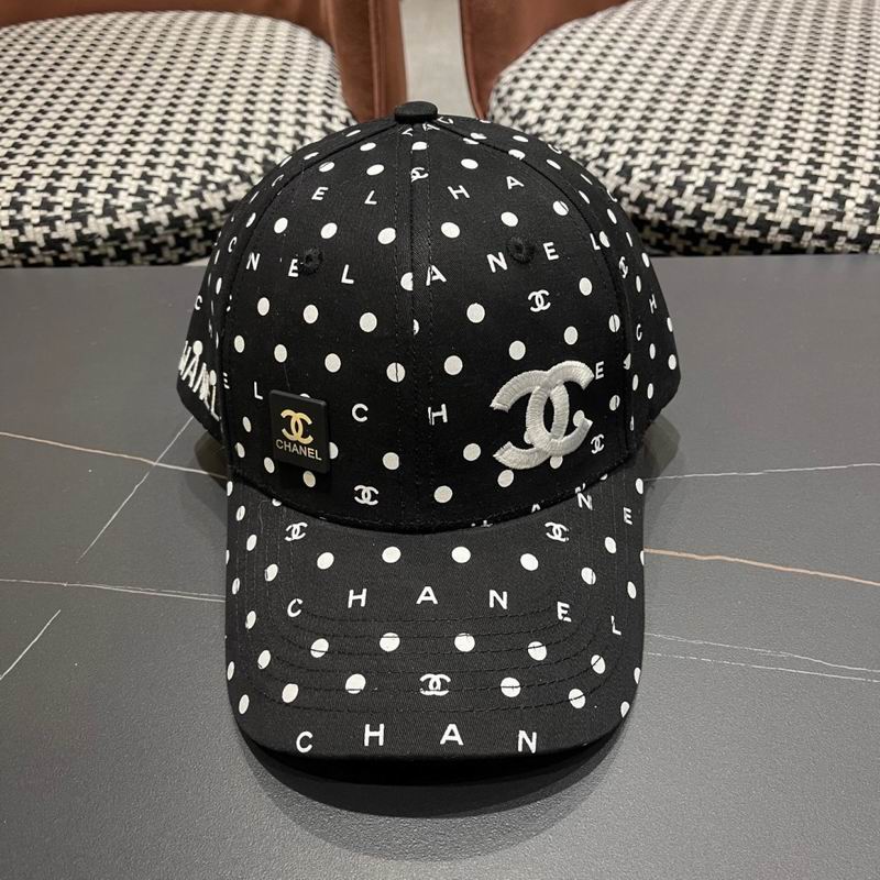 Chanel cap (736)