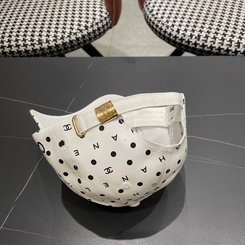 Chanel cap (739)
