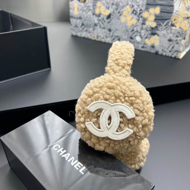 Chanel earmuff dx (80)
