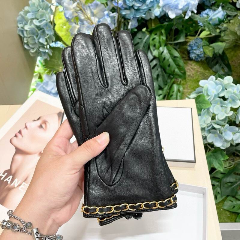 Chanel gloves 52 (1)