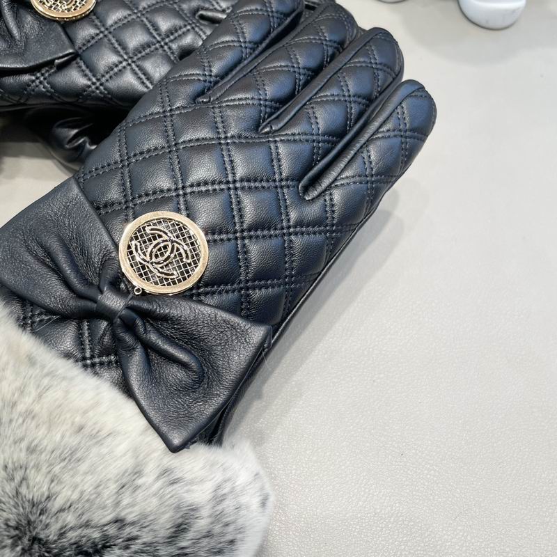 Chanel gloves 93 (2)