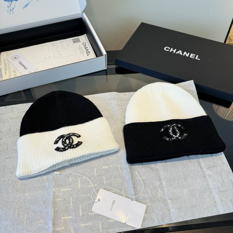Chanel hat (1074)