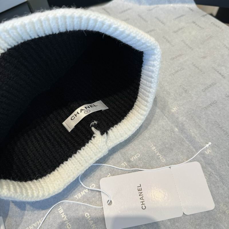 Chanel hat (1075)