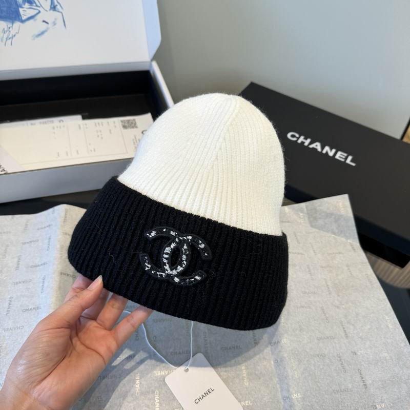 Chanel hat (1089)