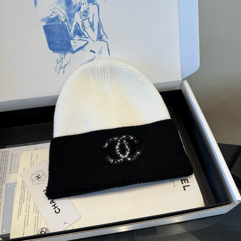 Chanel hat (1090)