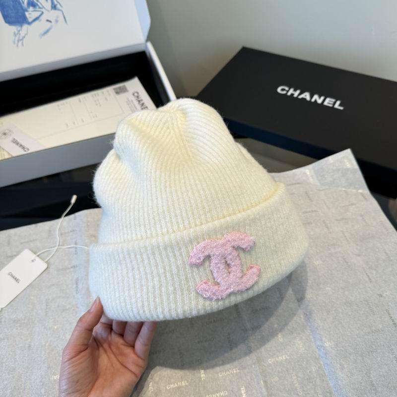Chanel hat (1107)