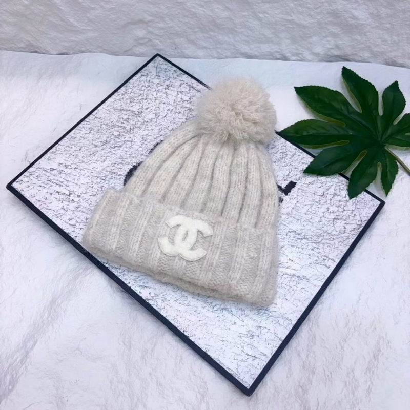 Chanel hat (1970)